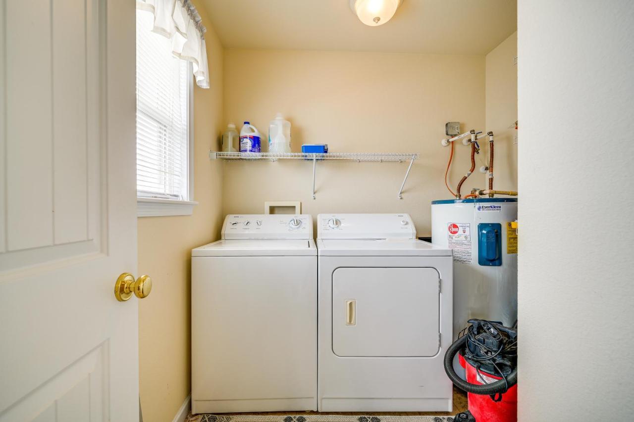 Nags Head Vacation Rental With Hot Tub Near Beach! Eksteriør bilde